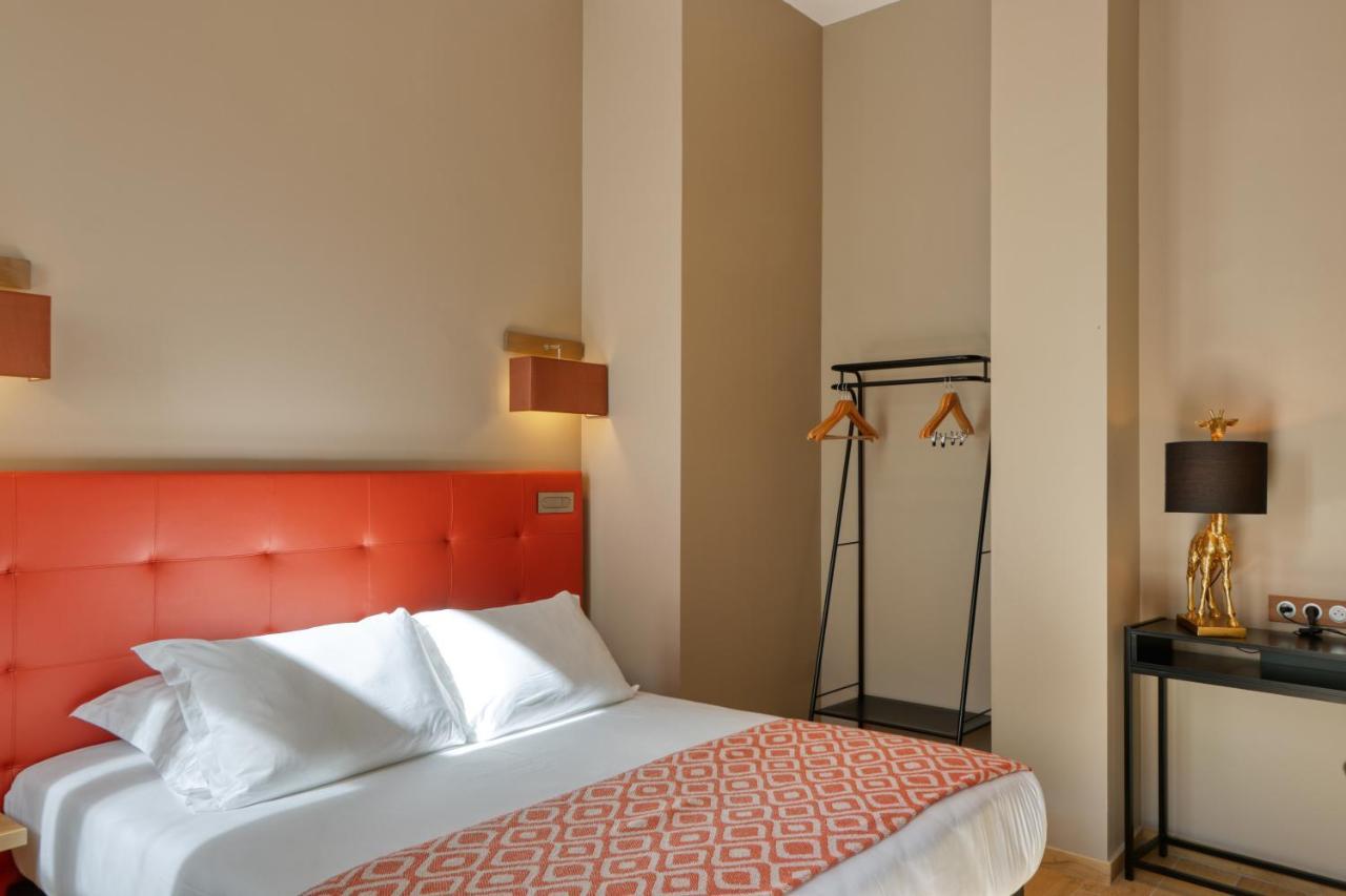 Hotel Loysel Le Gaucher Montreuil  Bagian luar foto